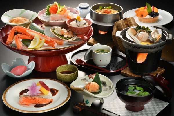 【山形県内発】 三陸縦断!青の絶景浄土ヶ浜・龍泉洞と巳年御縁年金華山クルーズ(2日間)3